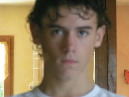 tjrs la meme en encore plus raprocher